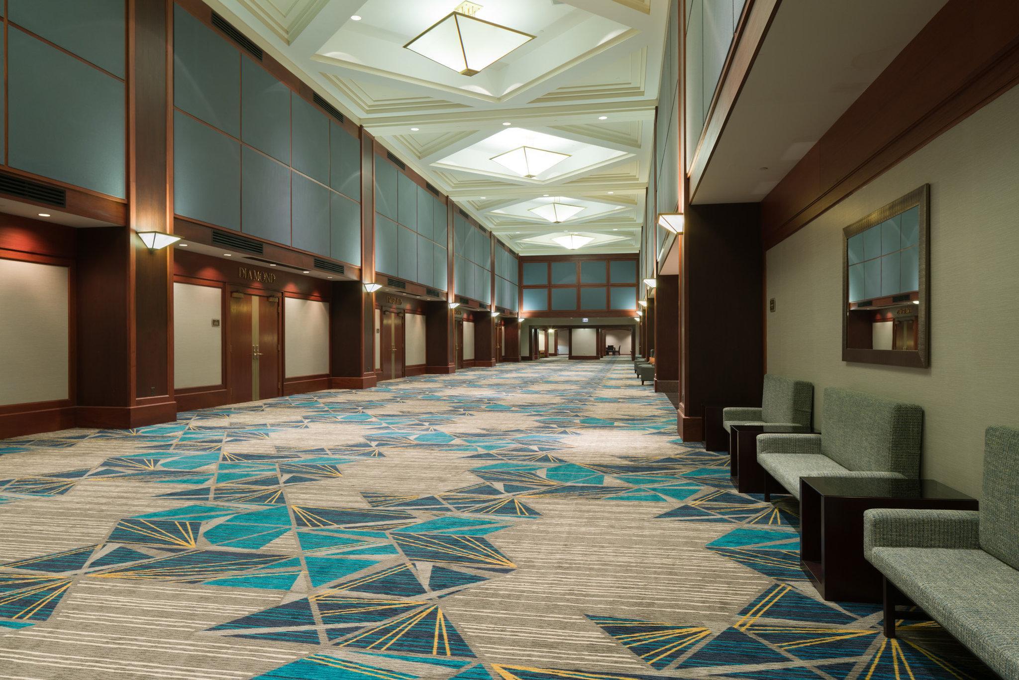 Hotel Crowne Plaza Springfield Convention Center By Ihg Exterior foto