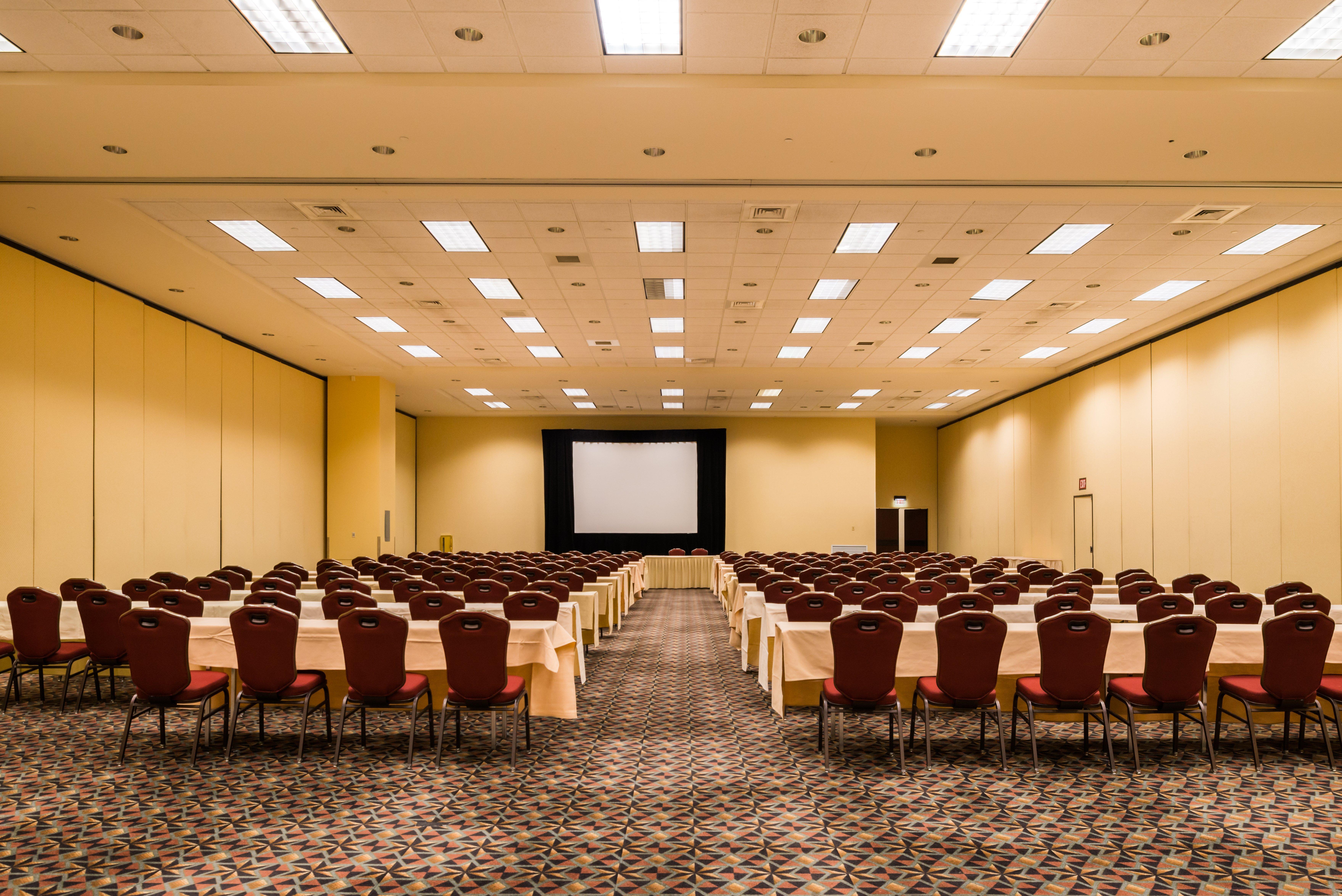 Hotel Crowne Plaza Springfield Convention Center By Ihg Exterior foto