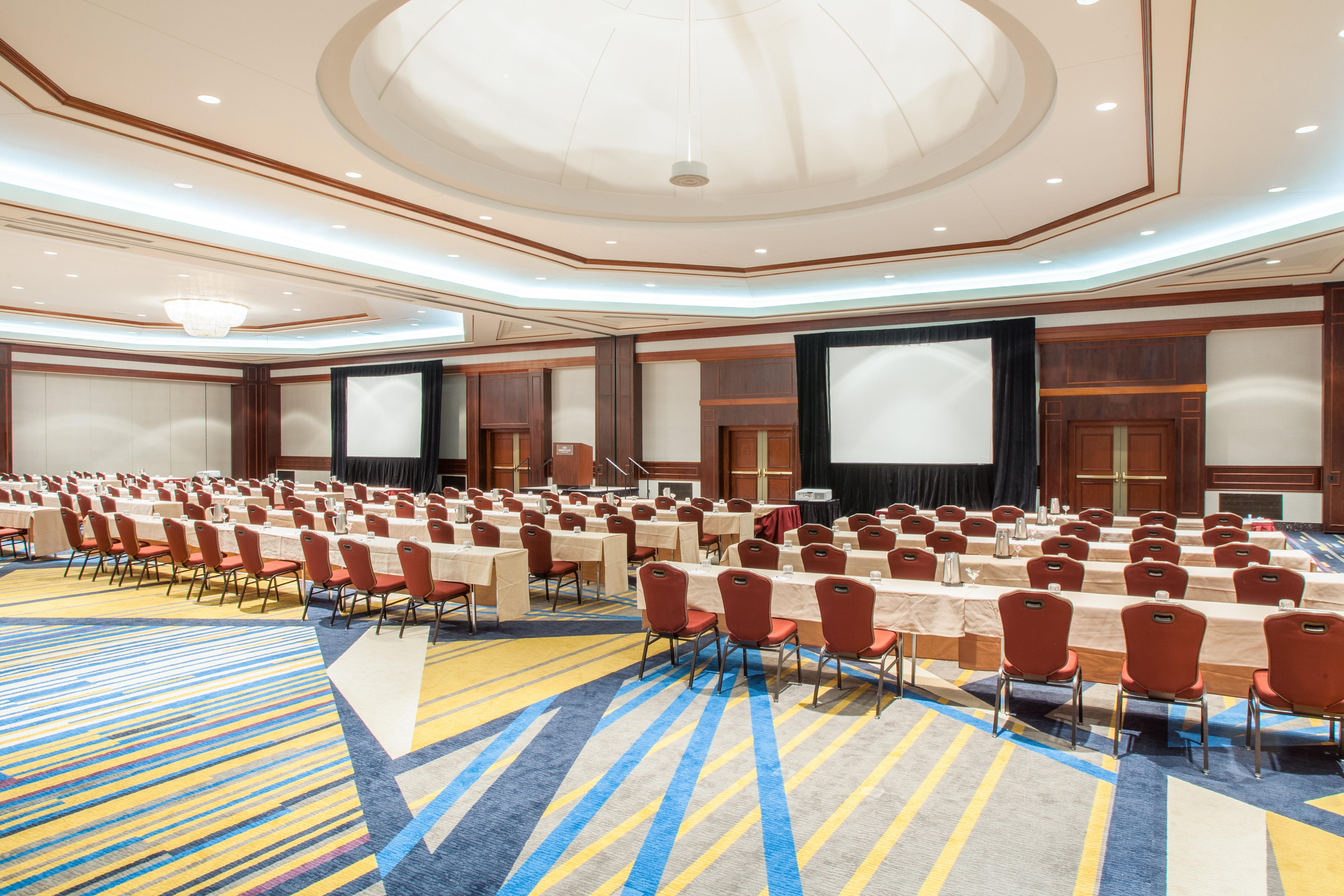 Hotel Crowne Plaza Springfield Convention Center By Ihg Exterior foto
