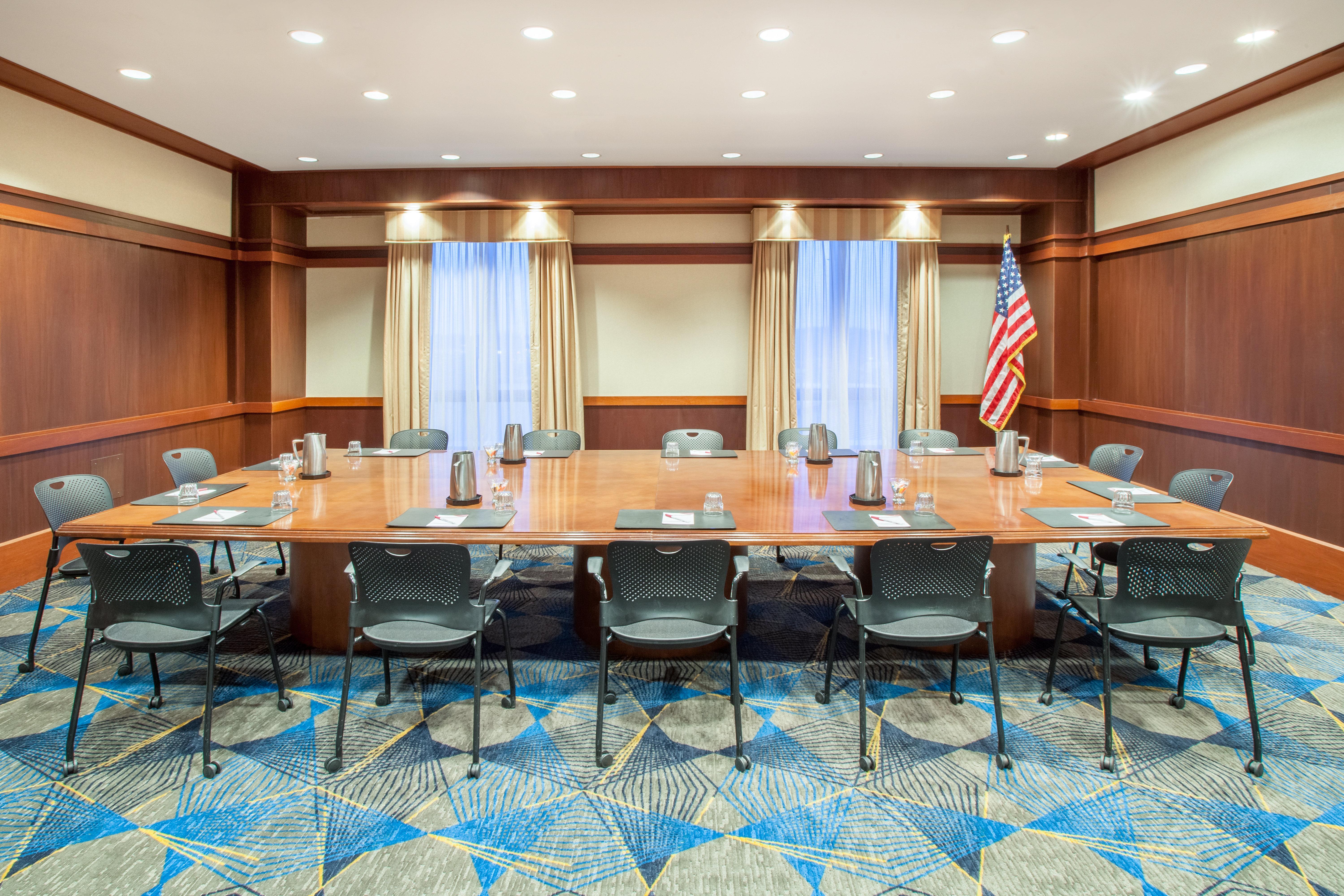 Hotel Crowne Plaza Springfield Convention Center By Ihg Exterior foto